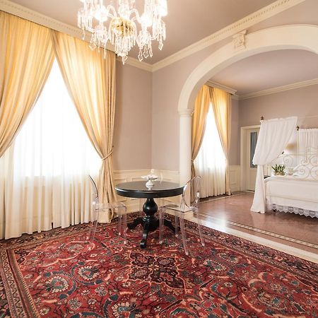 Villa Le Magnolie 蒙特卡蒂尼泰尔梅 外观 照片